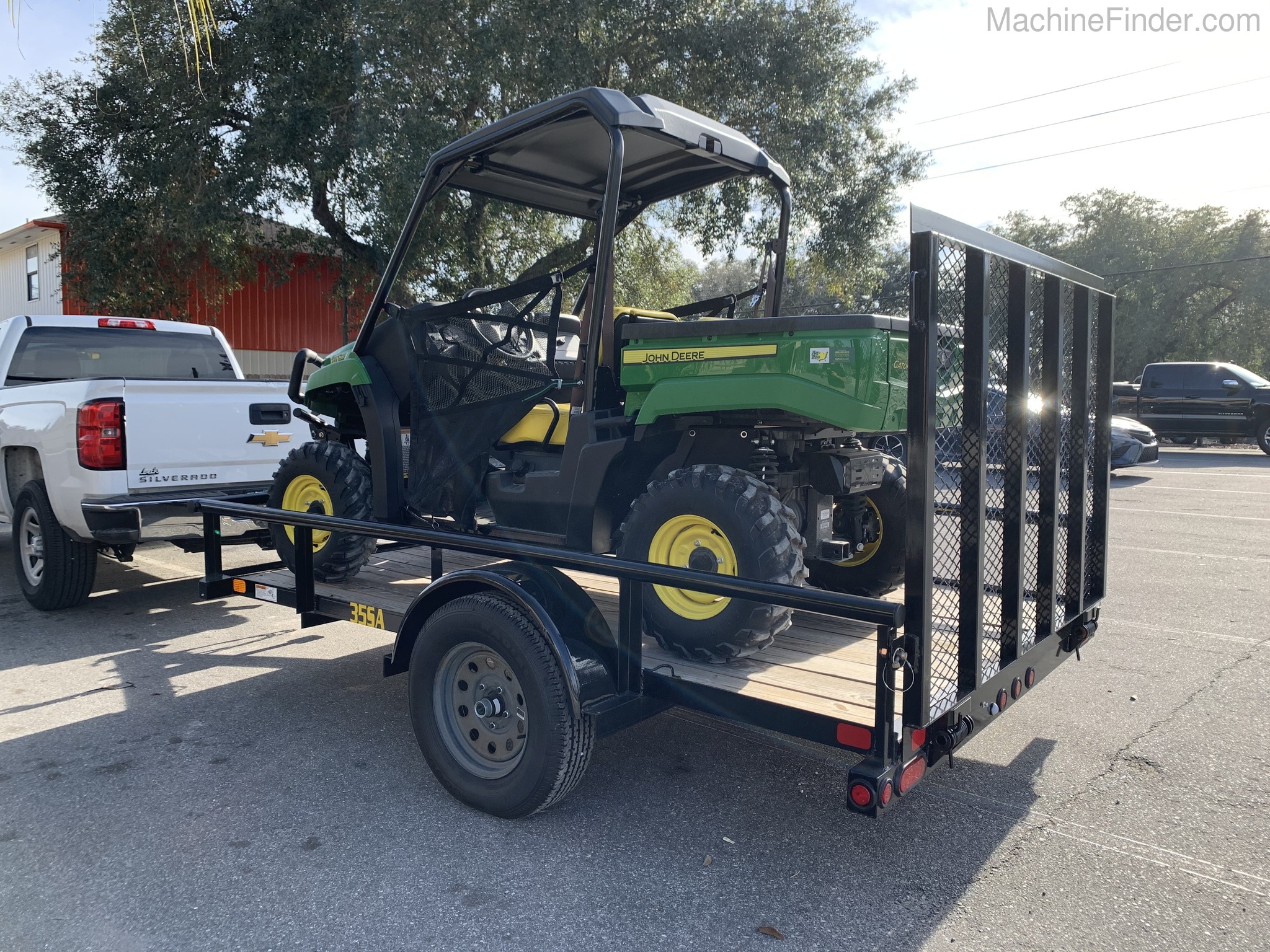 2021 John Deere 560E Image 5