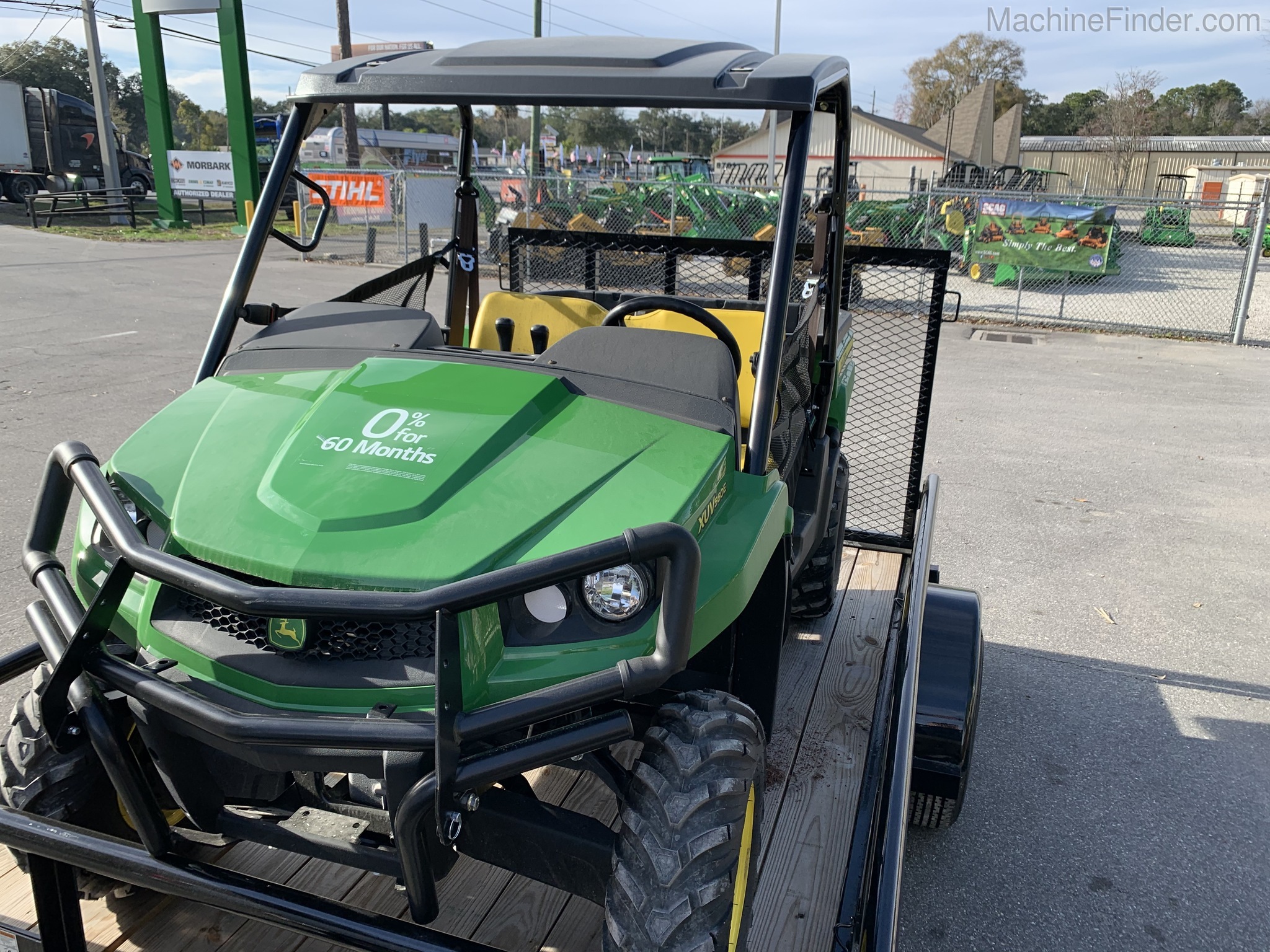 2021 John Deere 560E Image 7