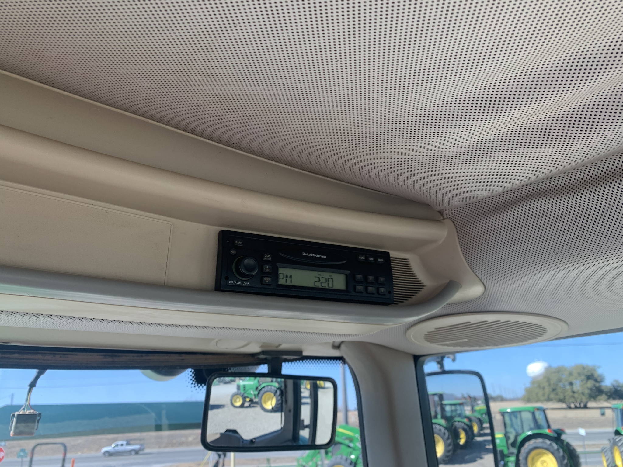 2008 John Deere 7430 Premium Image 7