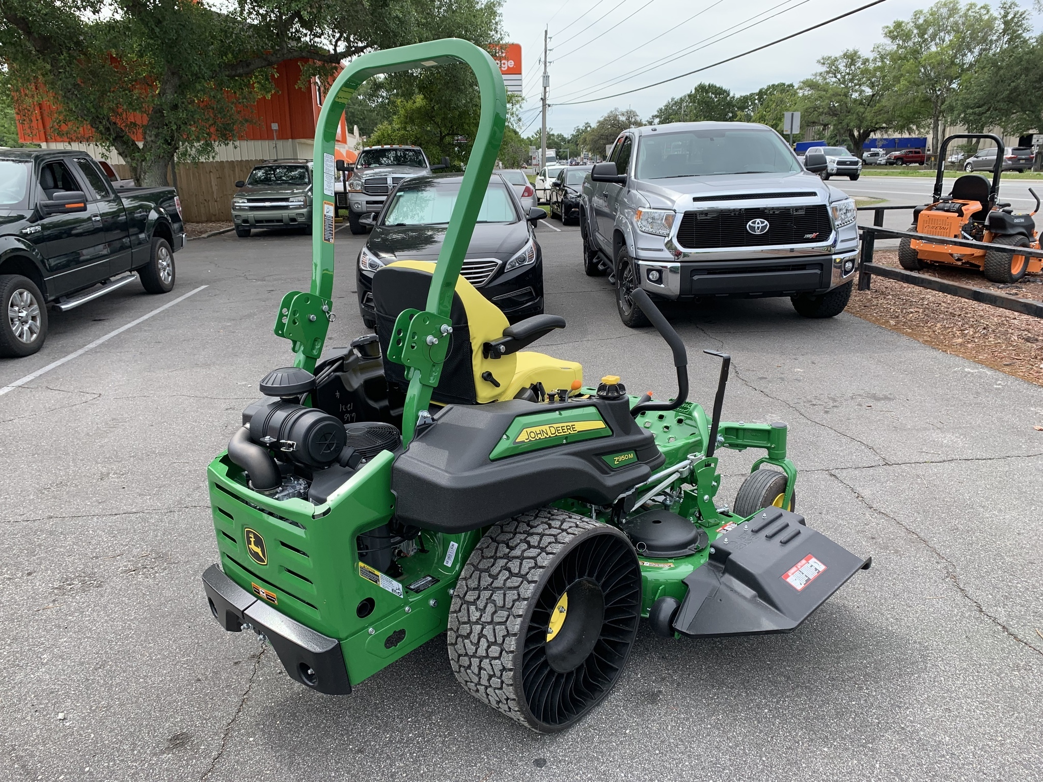 2025 John Deere Z950M Image 5