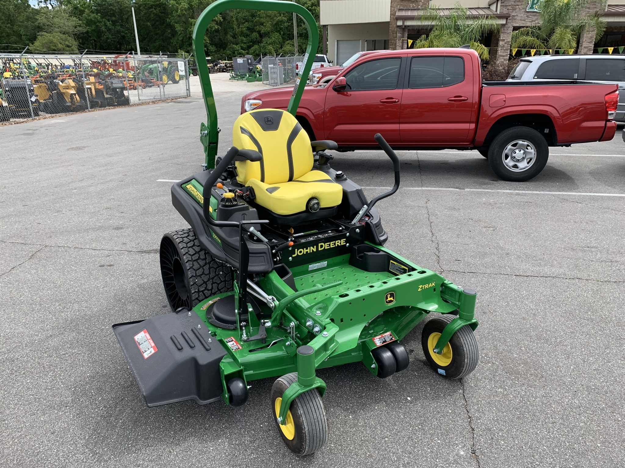 2025 John Deere Z950M Image 4
