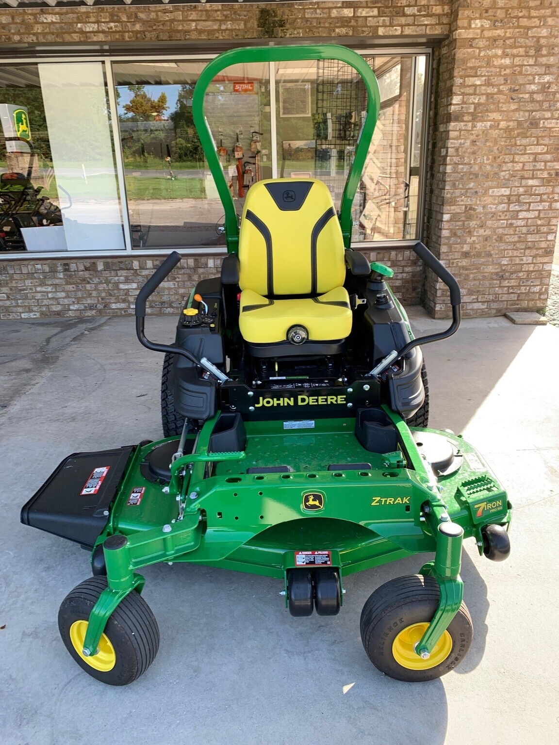 2025 John Deere Z994R Image 2