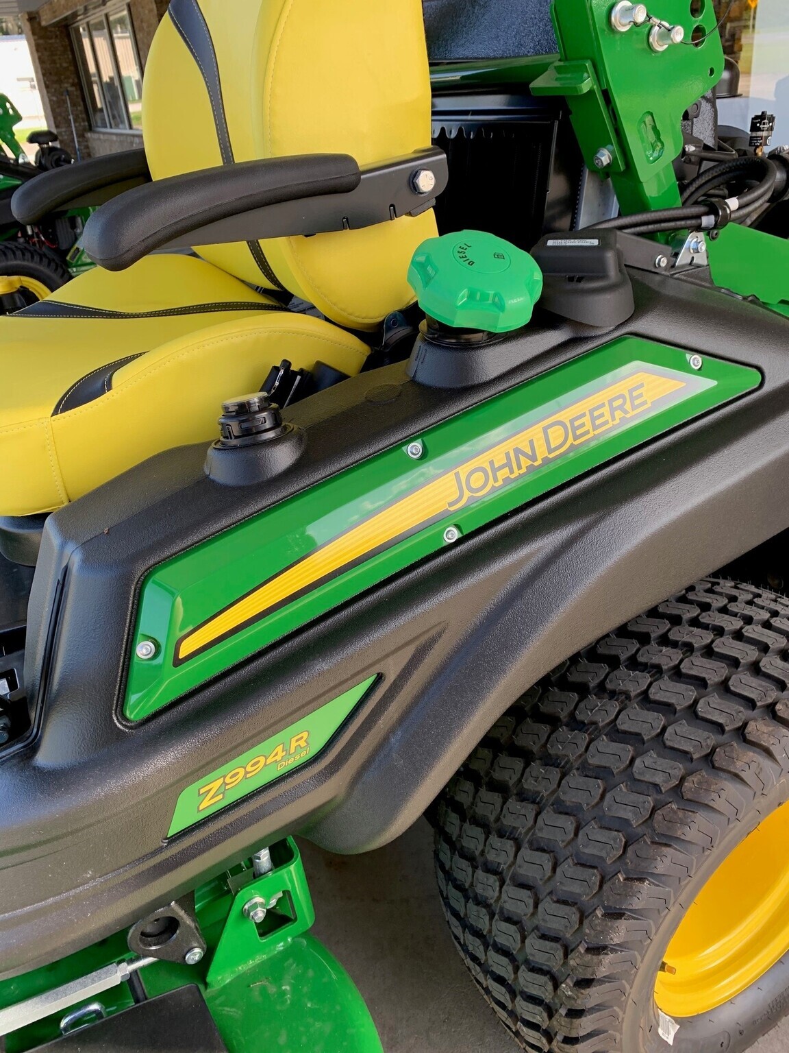 2025 John Deere Z994R Image 7