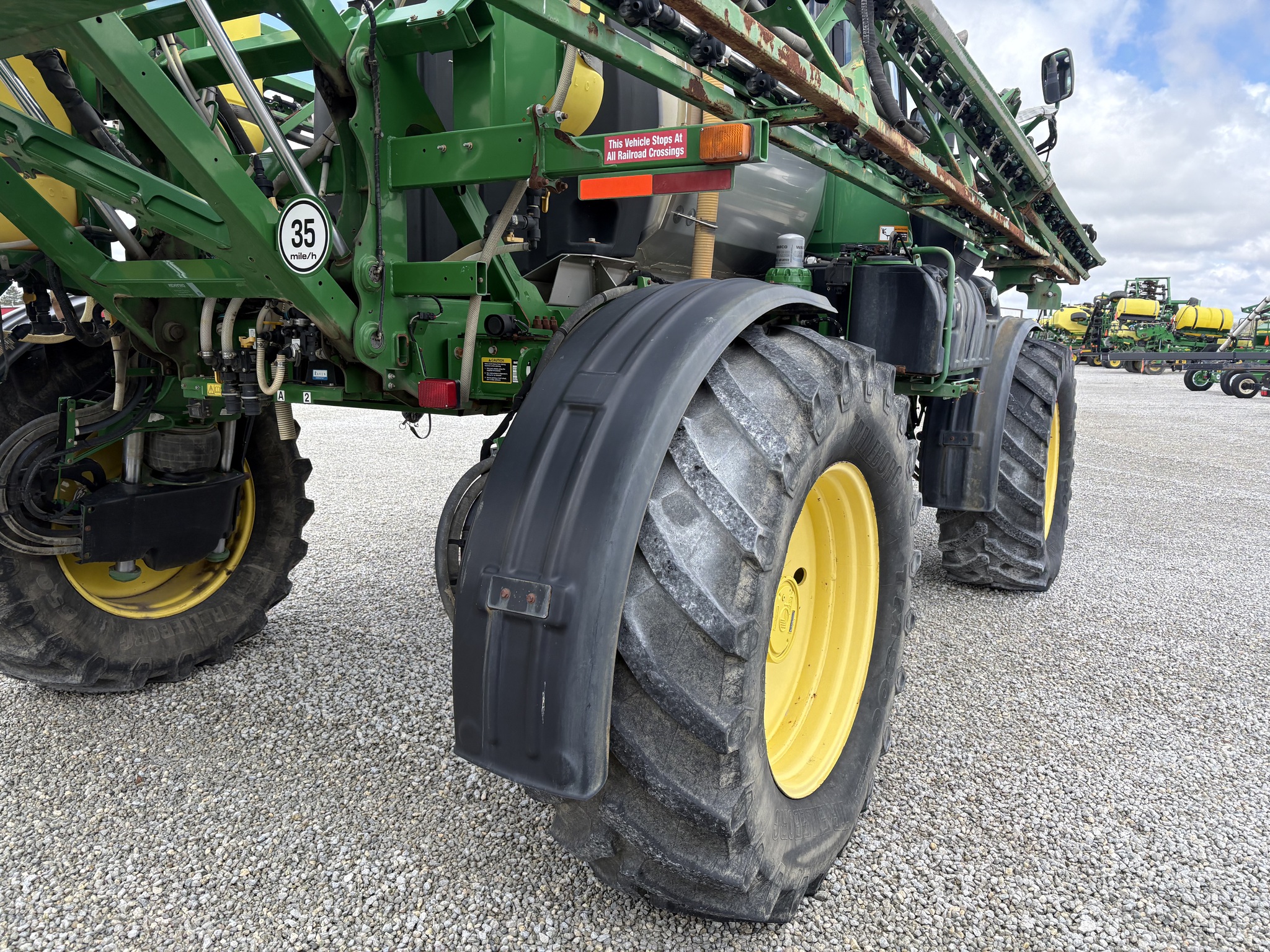 2016 John Deere R4038 Image 36