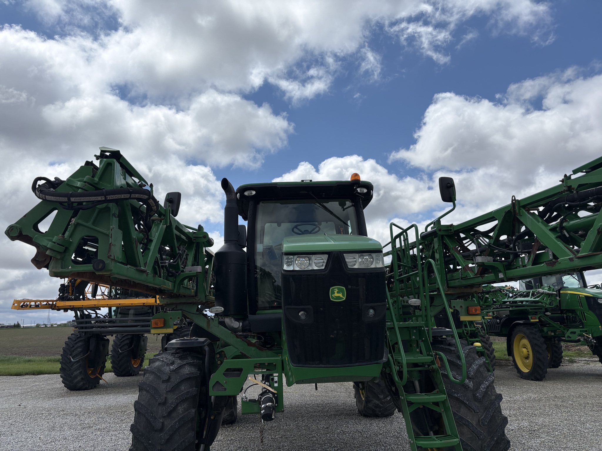 2016 John Deere R4038 Image 44