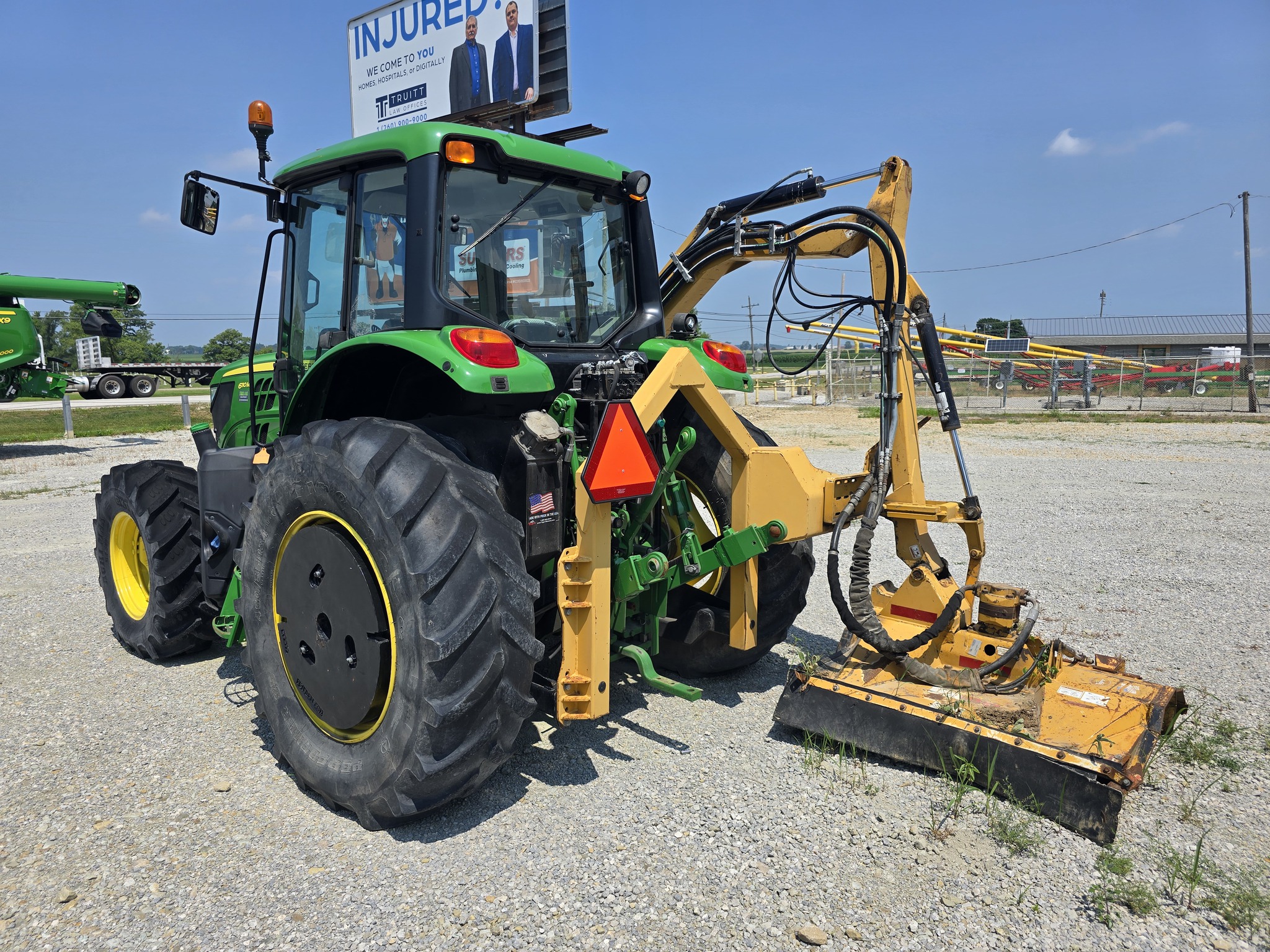 2018 John Deere 6110M Image 11