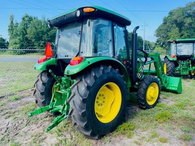 2025 John Deere 5067E Image 3