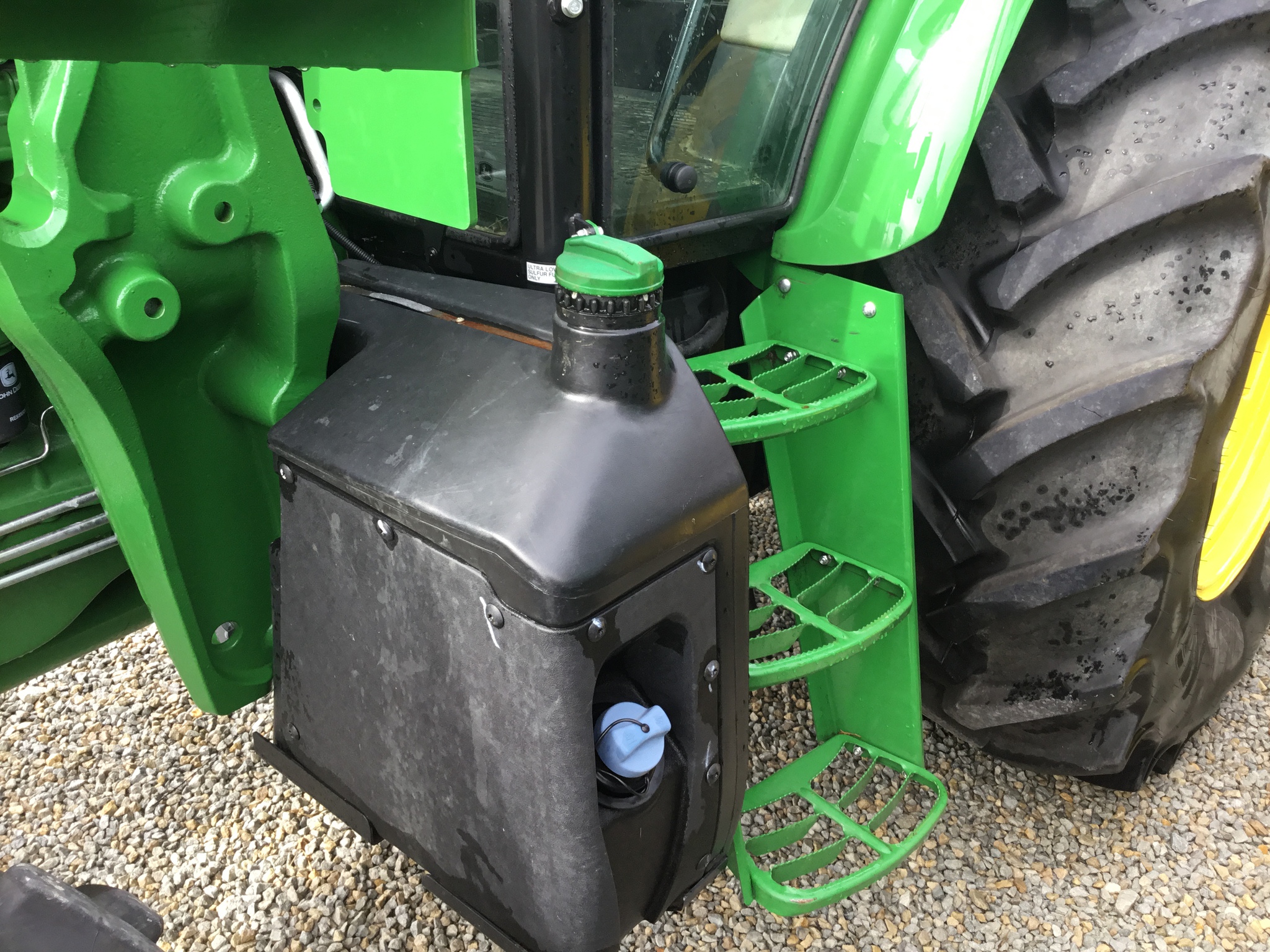 2021 John Deere 6120E Image 6