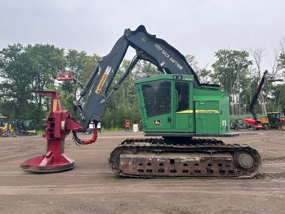 2016 John Deere 853M