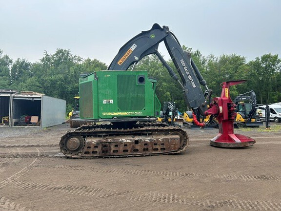 2016 John Deere 853M