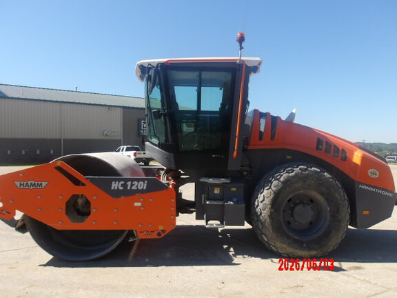 Photo of a 2024 Hamm HC120i