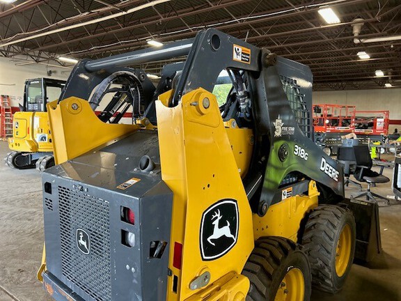 2024 John Deere 318G