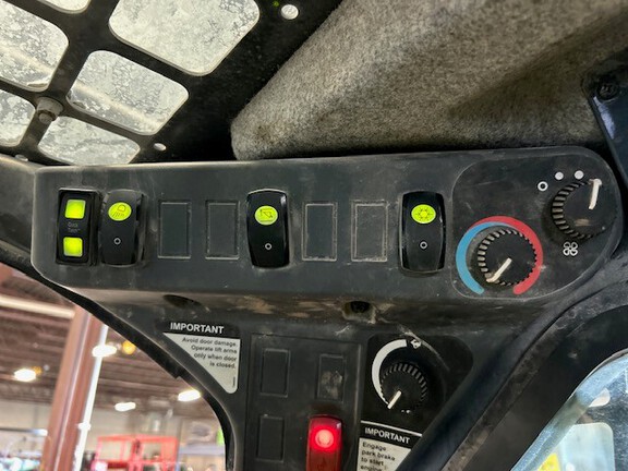 2024 John Deere 318G