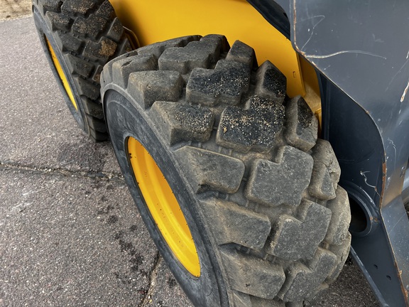 2021 John Deere 330G - Photo11