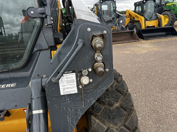 2021 John Deere 330G - Photo22