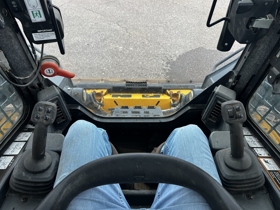 2021 John Deere 330G - Photo24