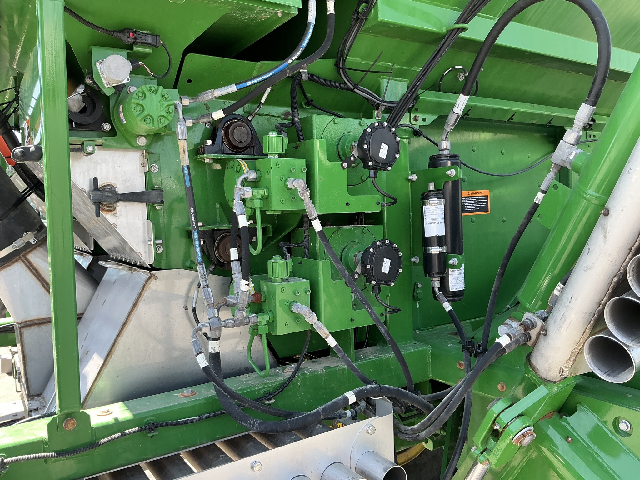 2022 John Deere 800R Image 17