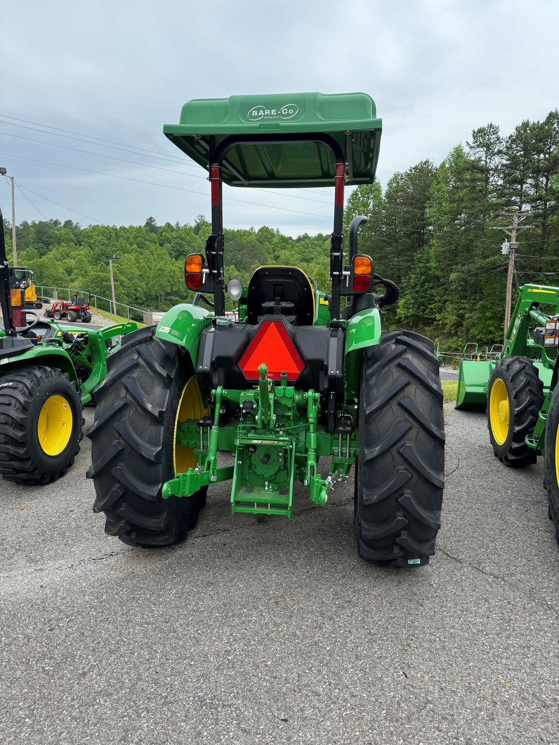2023 John Deere 5060E Image 3