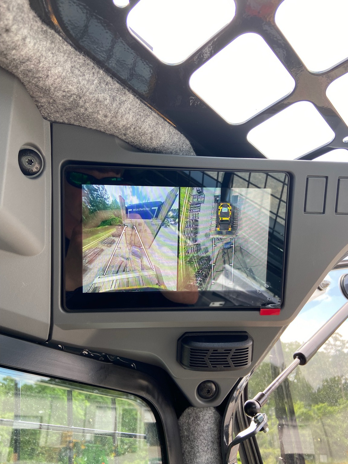 2024 John Deere 335 P Image 12