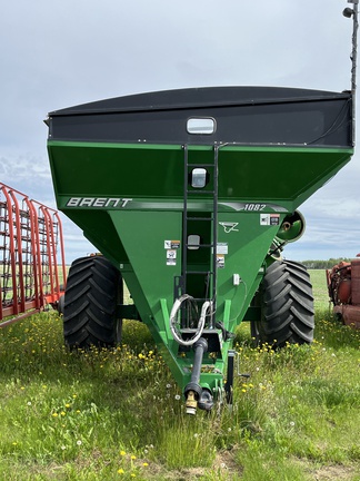 Used 2013 Brent 1082 Grain Carts at Horizon Ag & Turf in Falher, AB - Photo4