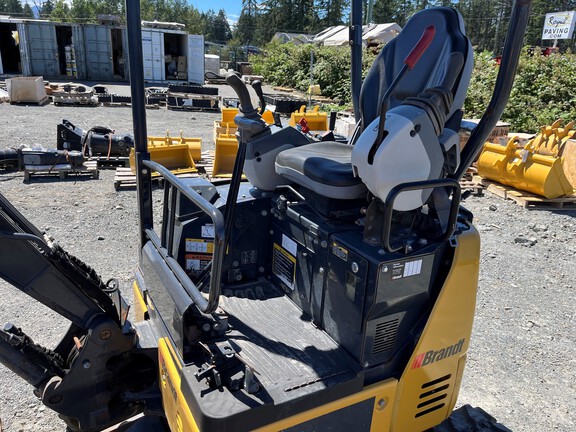2020 John Deere 17G
