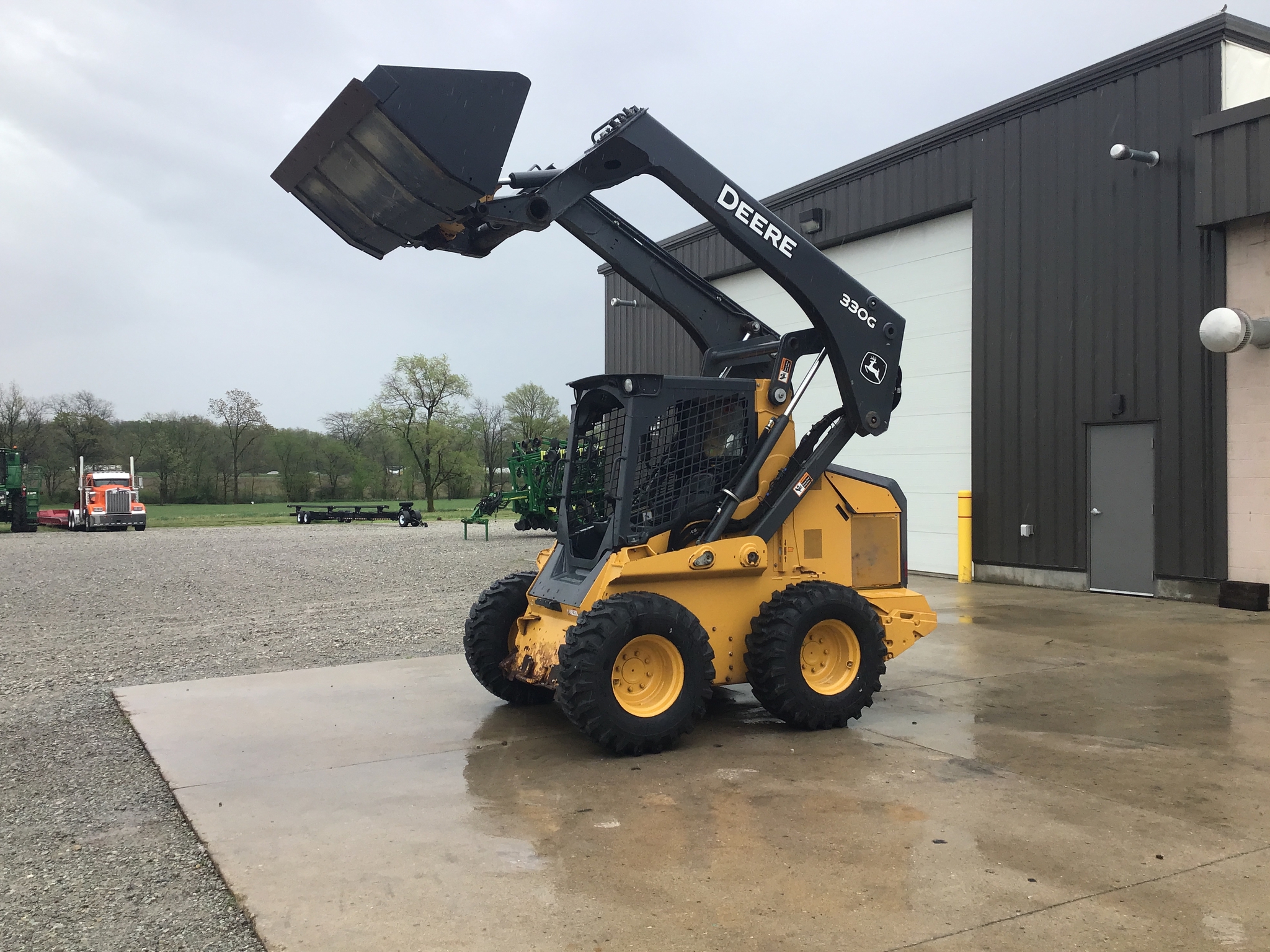 Used 2019 John Deere 330G Skid Steer Loaders at Koenig Equipment in Richmond, IN - PhotoXL33