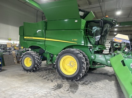 2018 John Deere S780 thumbnail 2