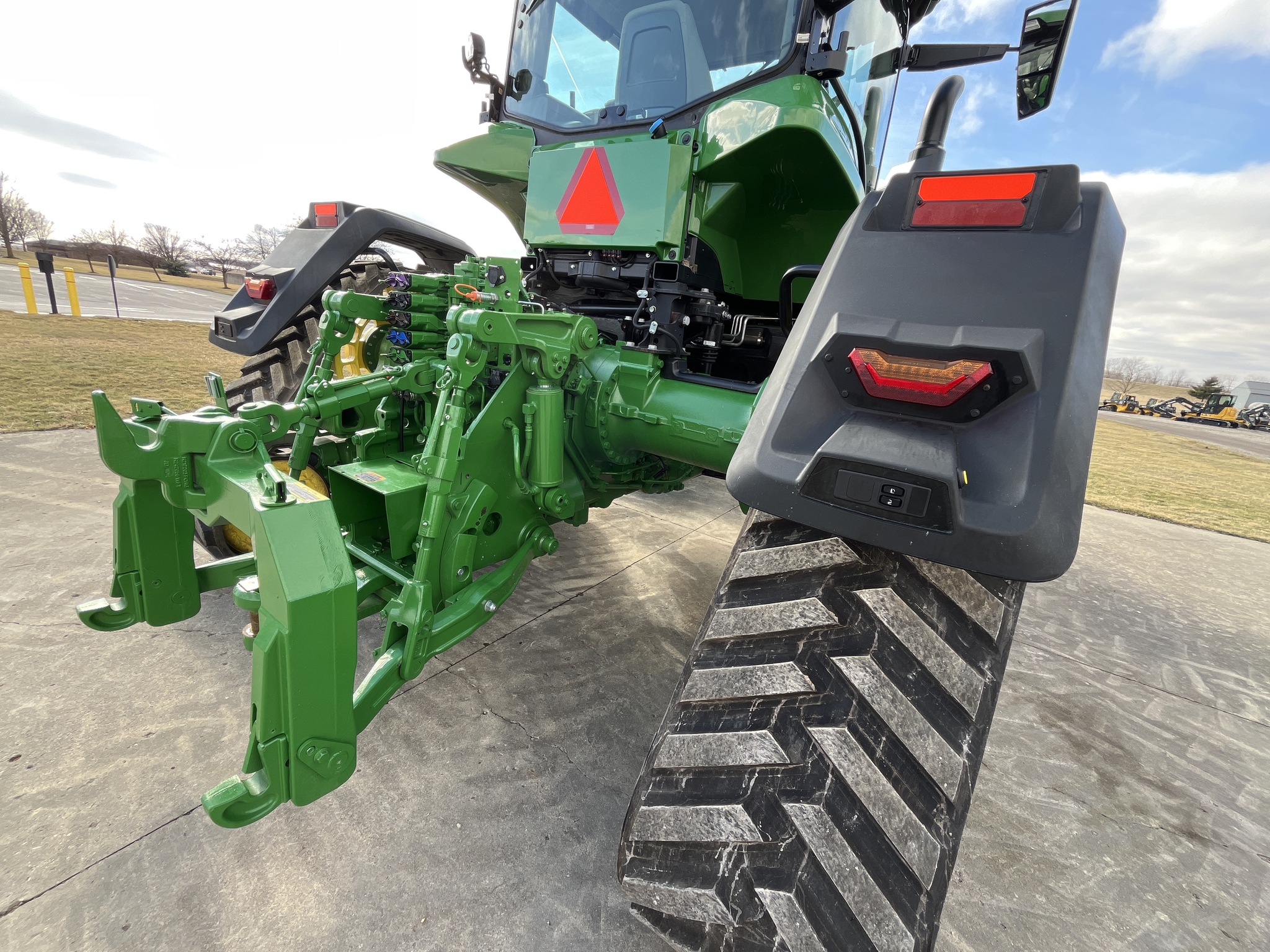 Used 2023 John Deere 8RX 370 Track Tractors at Koenig Equipment in Greenville, OH - PhotoXL14