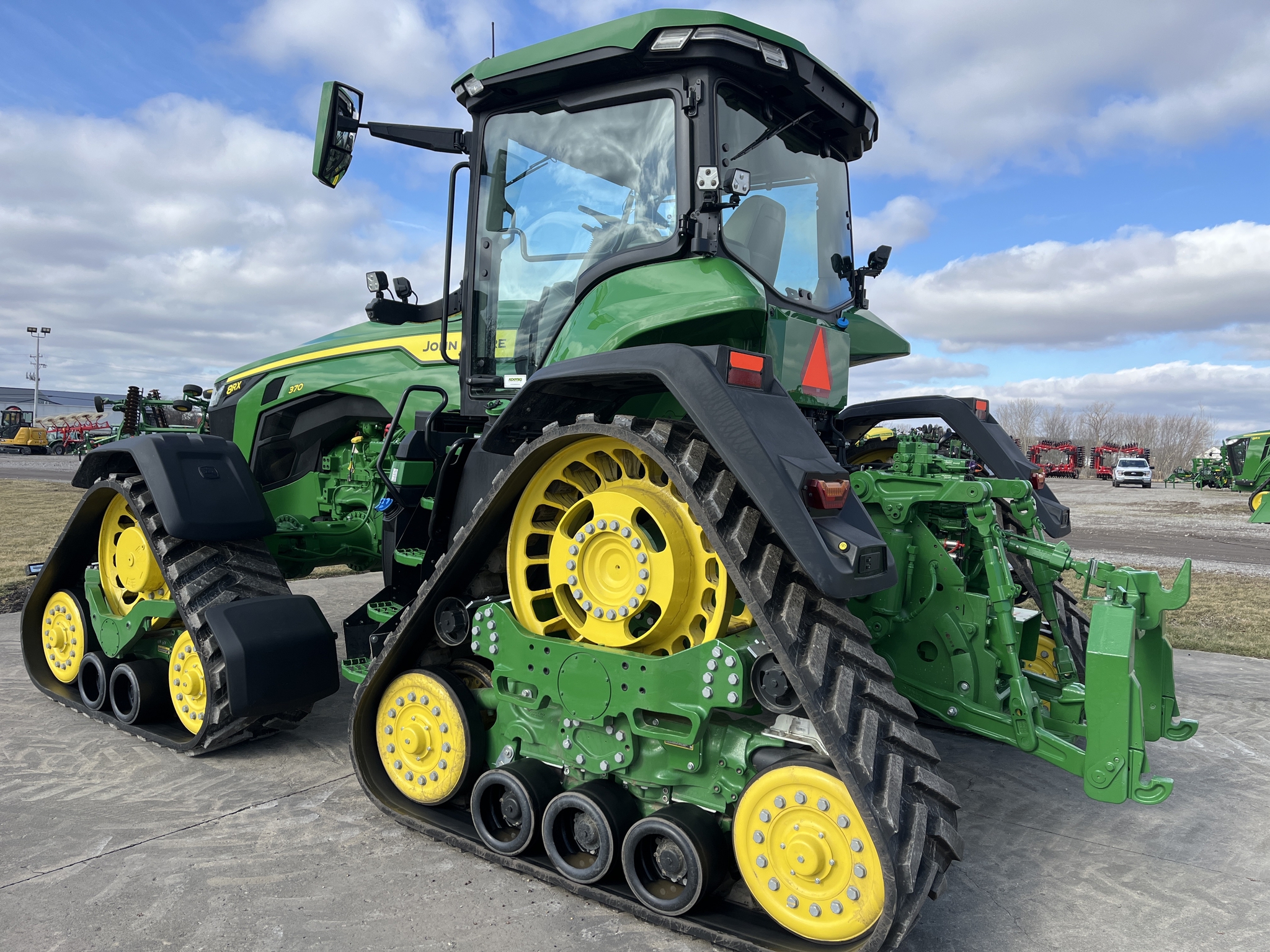 Used 2023 John Deere 8RX 370 Track Tractors at Koenig Equipment in Greenville, OH - PhotoXL2