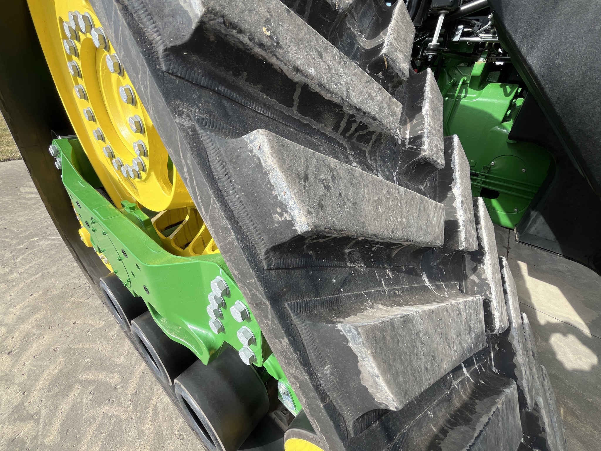 Used 2023 John Deere 8RX 370 Track Tractors at Koenig Equipment in Greenville, OH - PhotoXL33