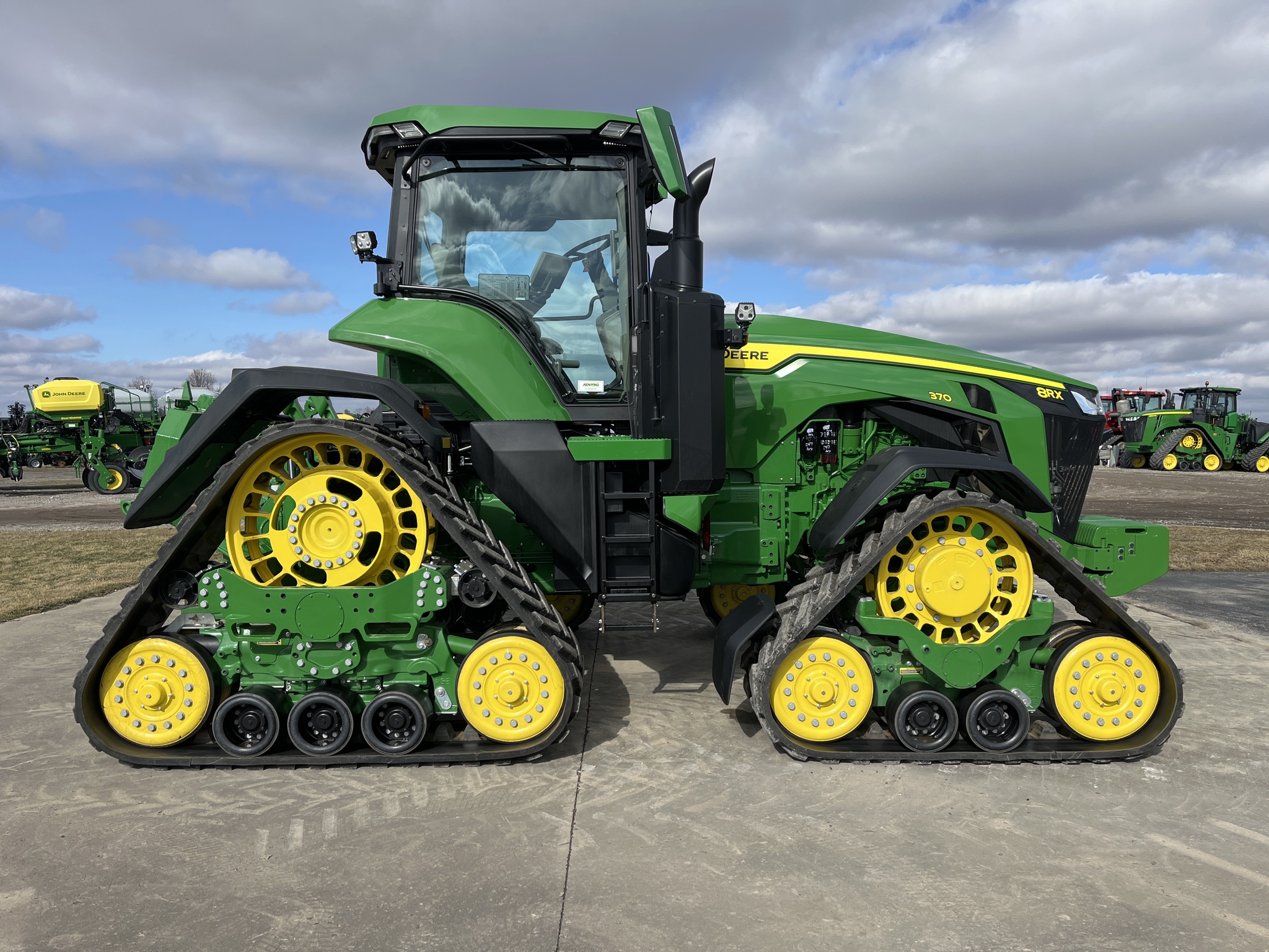 Used 2023 John Deere 8RX 370 Track Tractors at Koenig Equipment in Greenville, OH - PhotoXL5