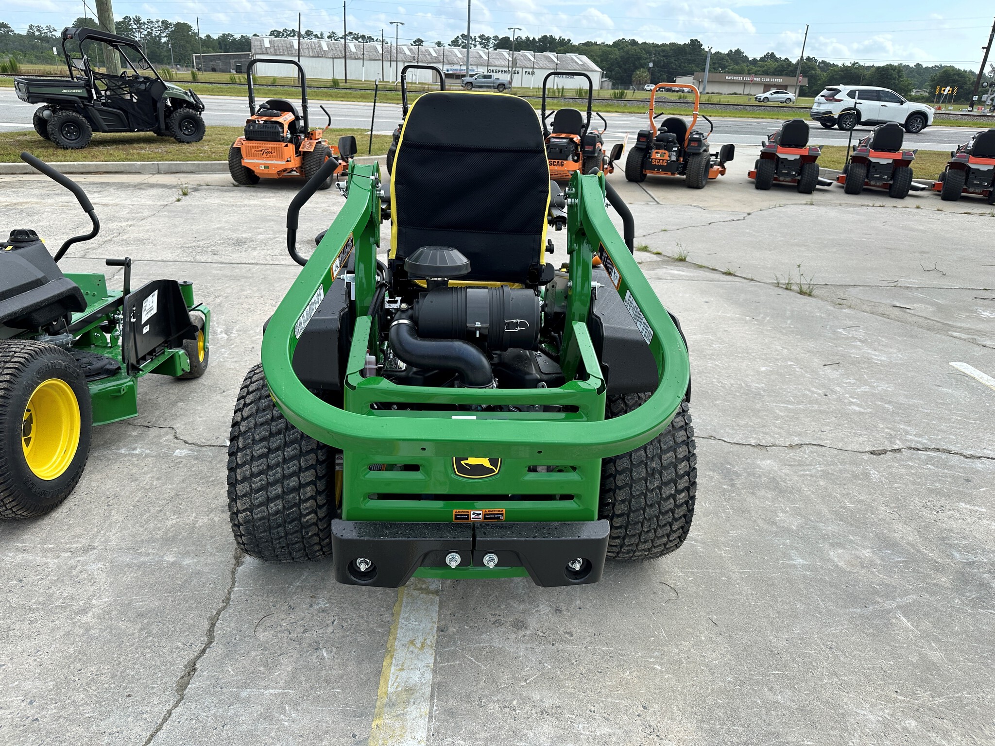 2025 John Deere Z950M Image 6