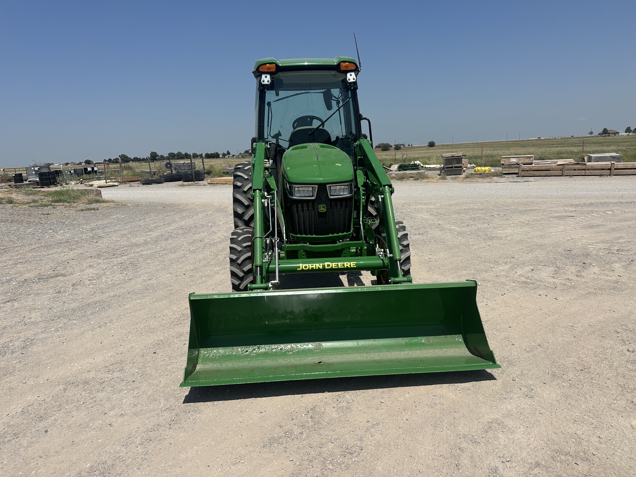 2023 John Deere 4066R Image 8