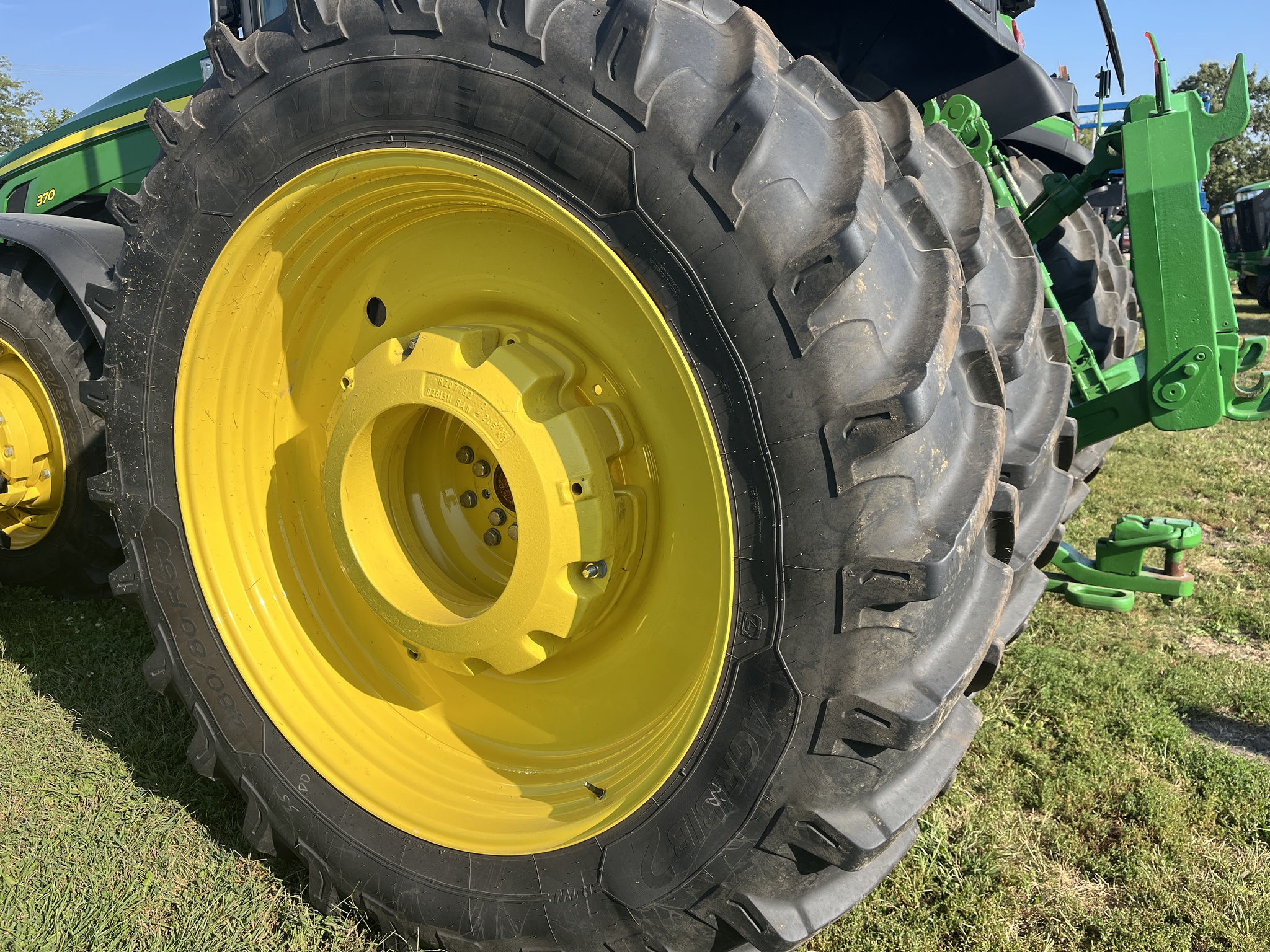  2024 John Deere 8R 370 at Heritage Tractor in Monmouth, IL
