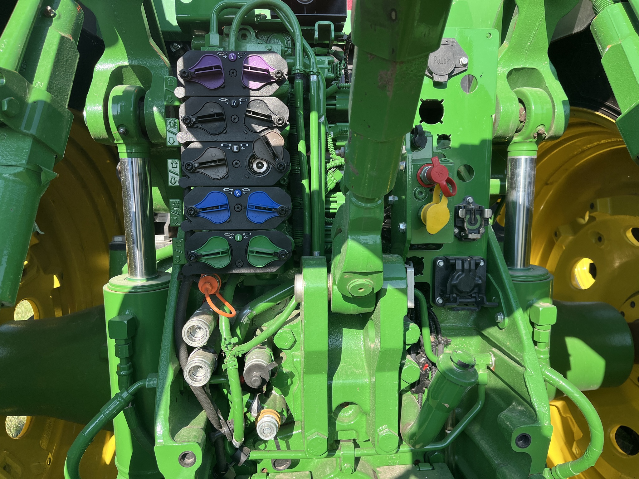  2024 John Deere 8R 370 at Heritage Tractor in Monmouth, IL