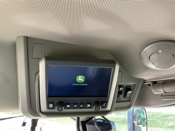 2024 John Deere X9 1000 - Photo17