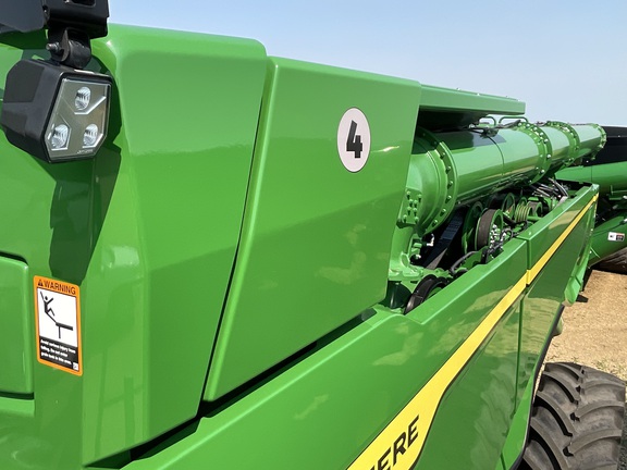 2024 John Deere X9 1000 - Photo12