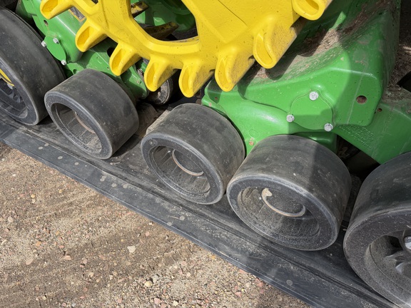 2024 John Deere X9 1000 - Photo13