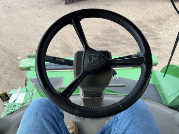 2024 John Deere X9 1000 - Photo45