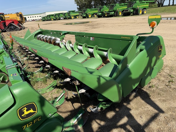  John Deere 712C