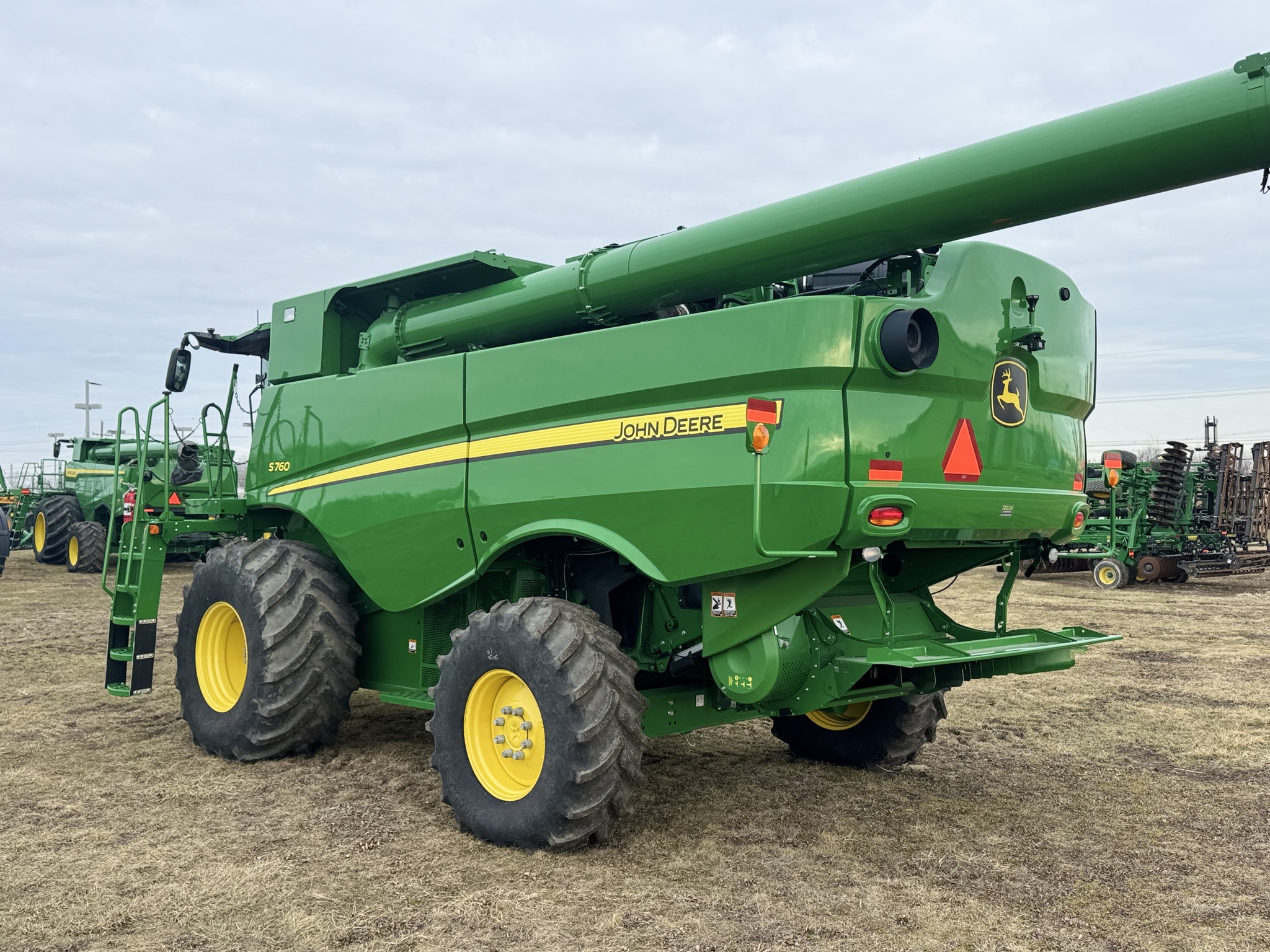 2024 John Deere S760 Image 6