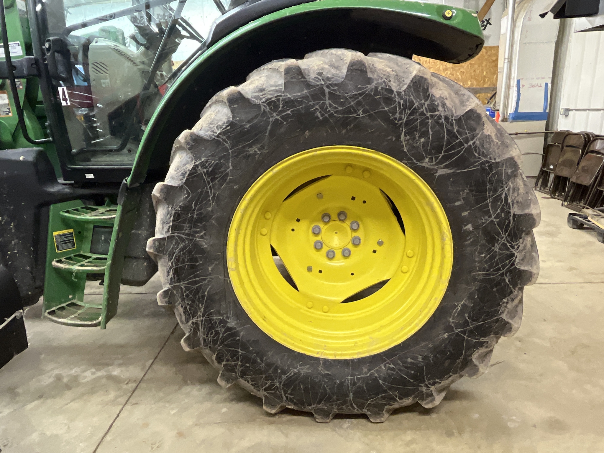 Used 2013 John Deere 6115R Utility Tractors at Koenig Equipment in Urbana, OH - PhotoXL4
