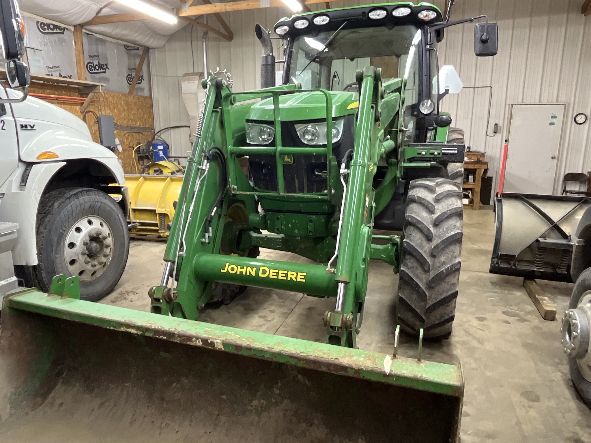 Used 2013 John Deere 6115R Utility Tractors at Koenig Equipment in Urbana, OH - PhotoXL2