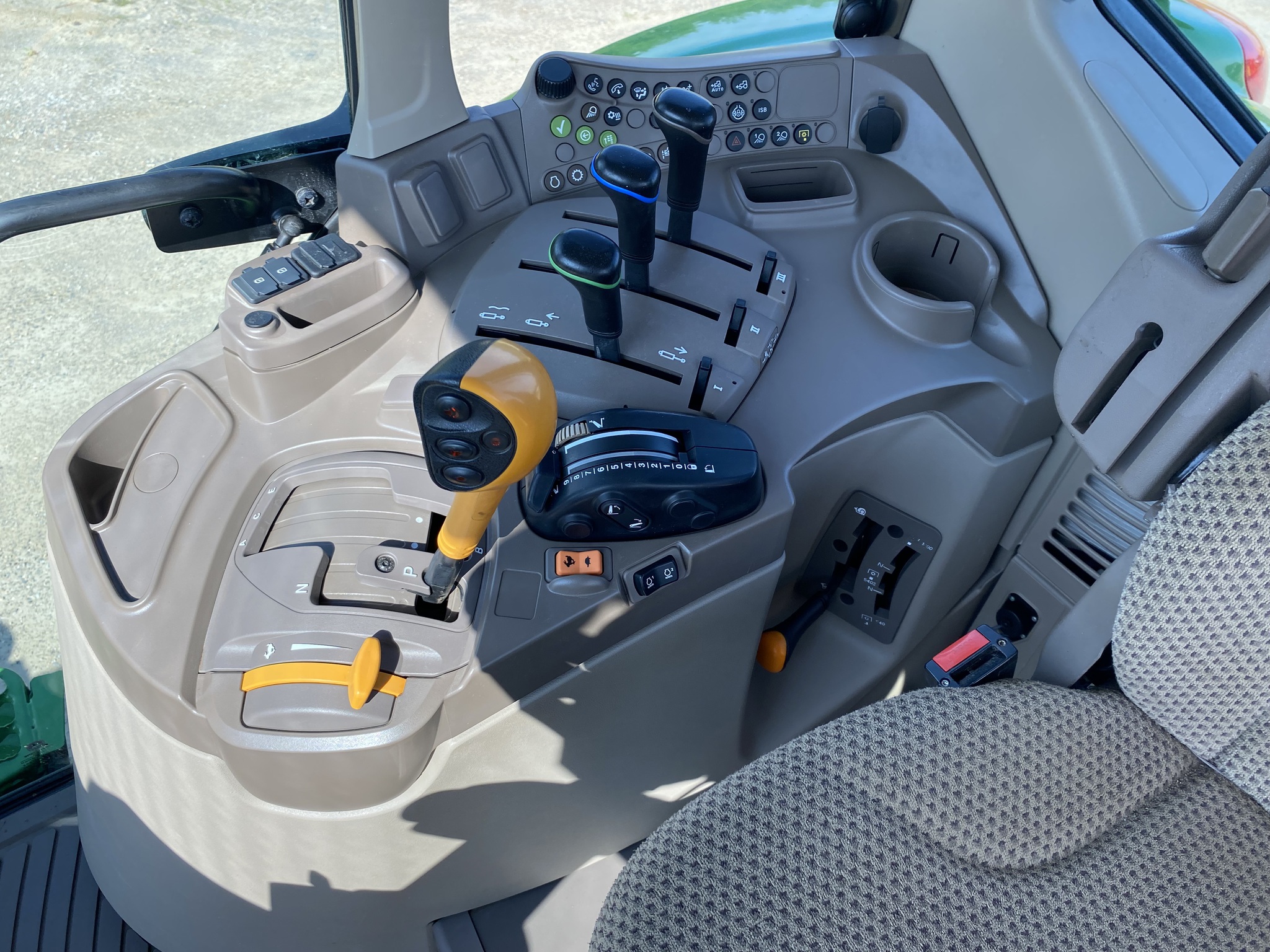 2024 John Deere 6155M Image 19