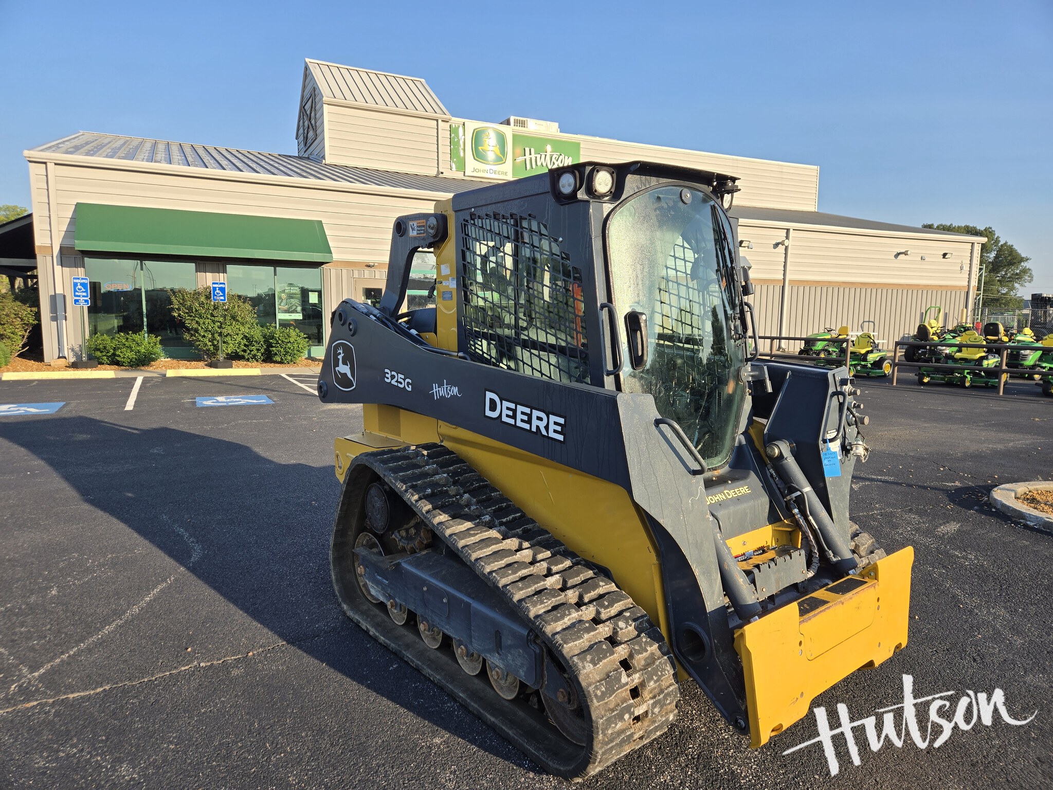 2023 John Deere 325G