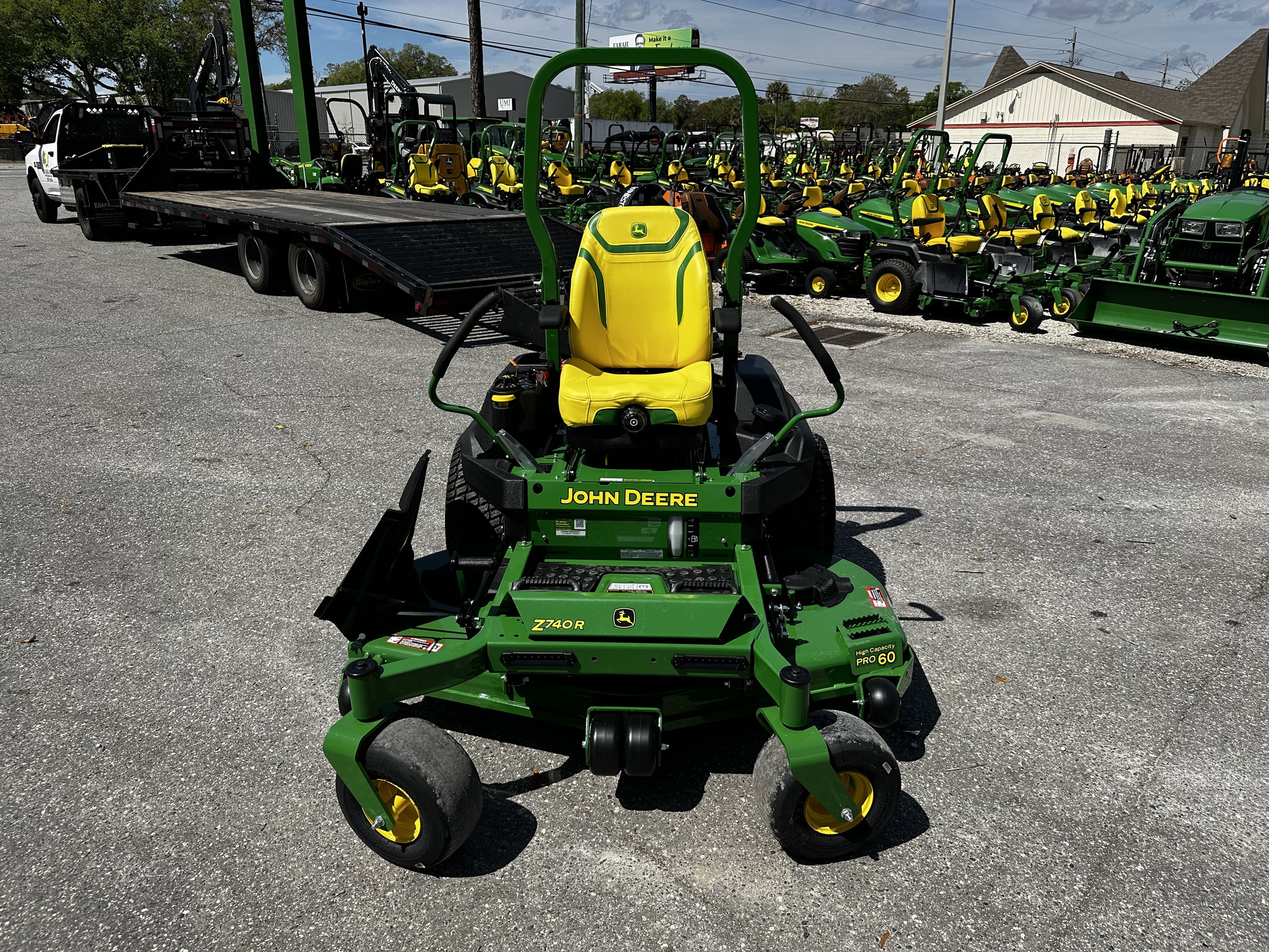 2025 John Deere Z740R Image 2