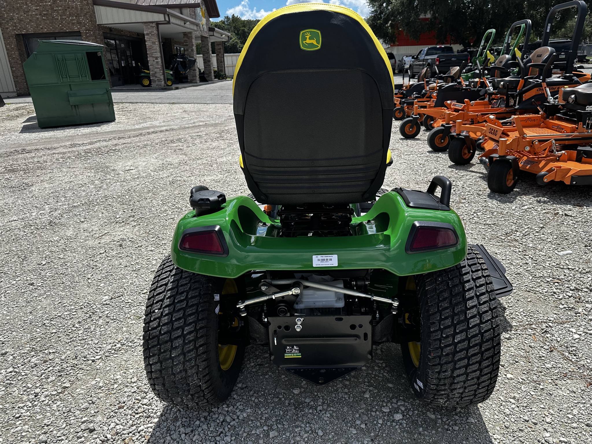 2025 John Deere X384 Image 7