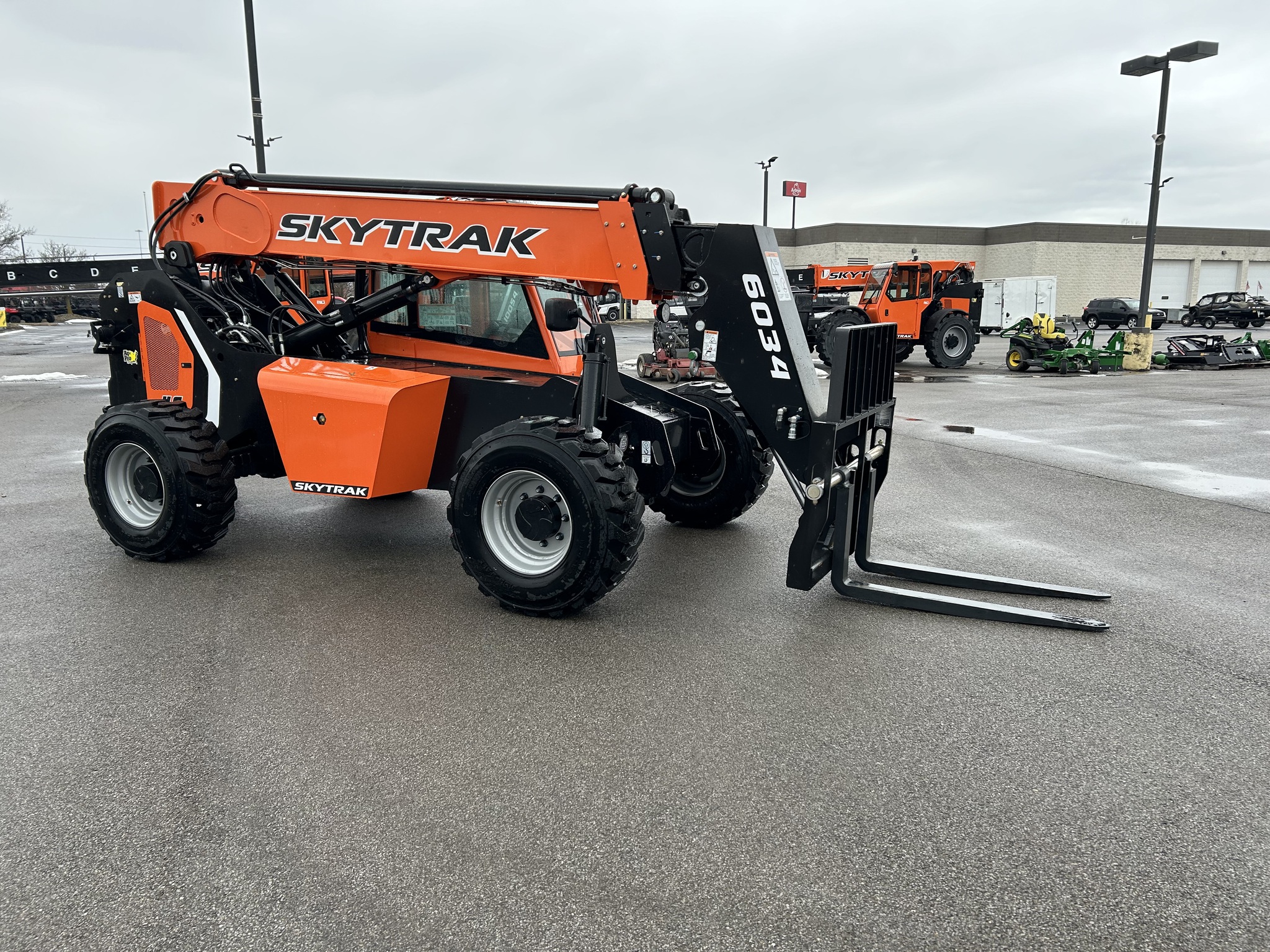 2025 Skytrak 6034 Image 1