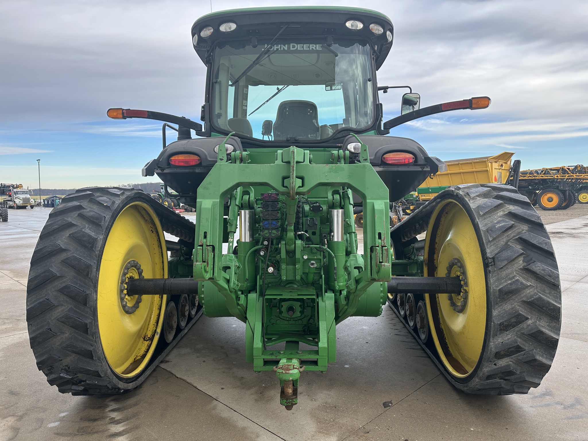 2010 John Deere 8320RT Image 4