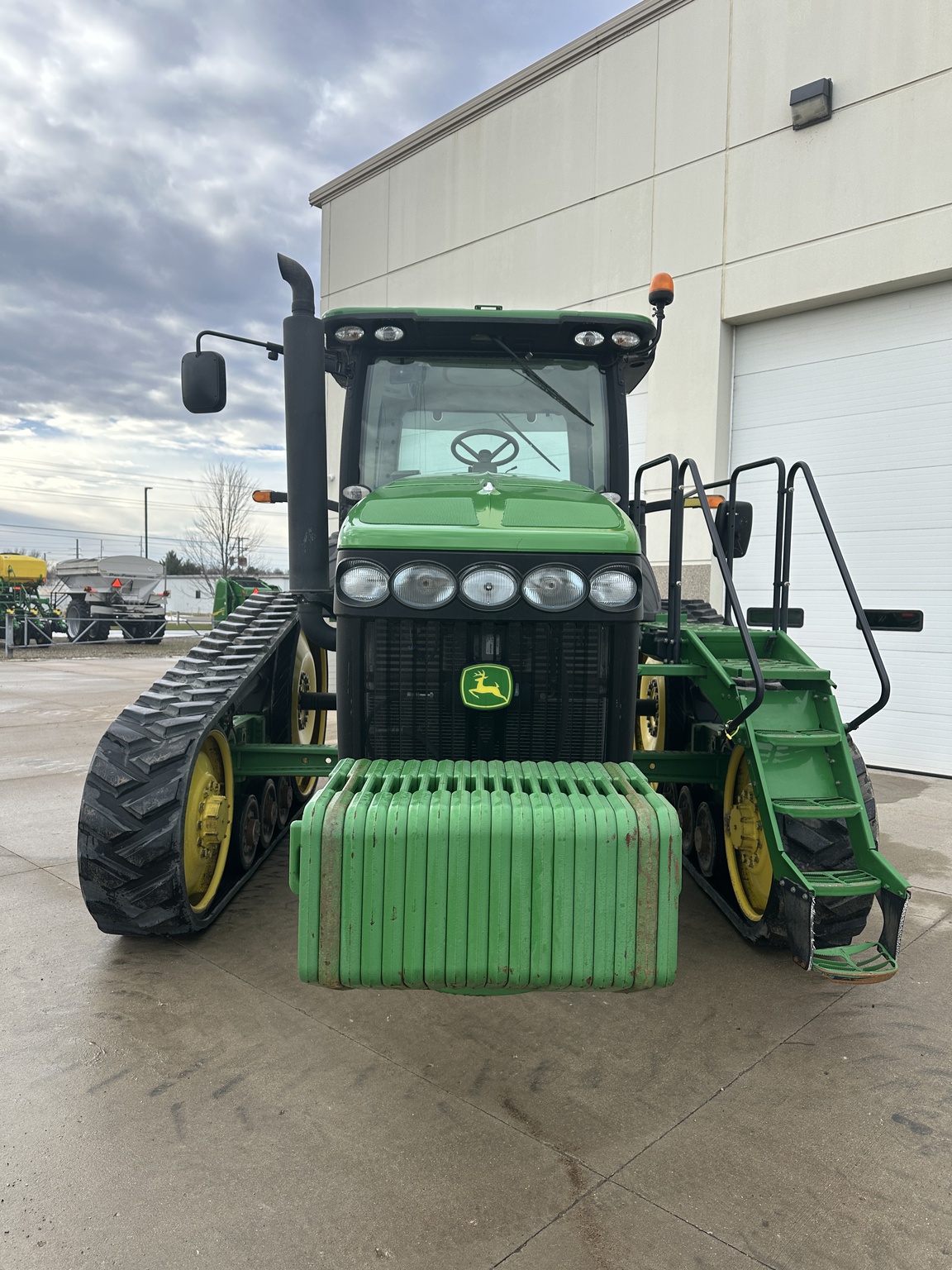 2010 John Deere 8320RT Image 8